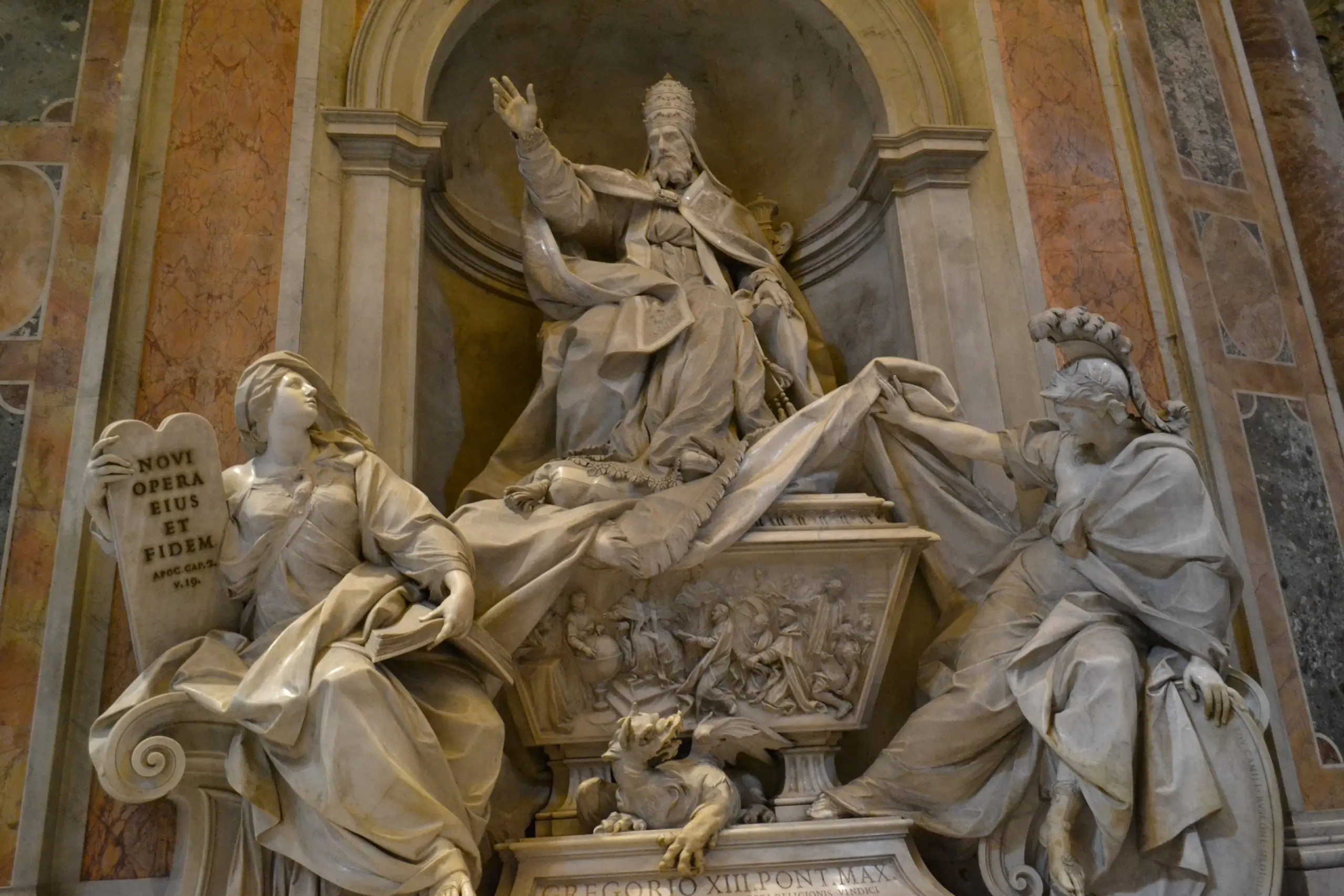 Where are the popes buried in Rome? Papal tombs inside St John Lateran