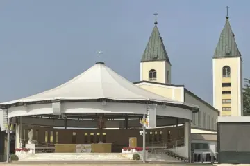 Medjugorje orientation tour at St James’s Church, featured in the Our Lady of Medjugorje pilgrimage package